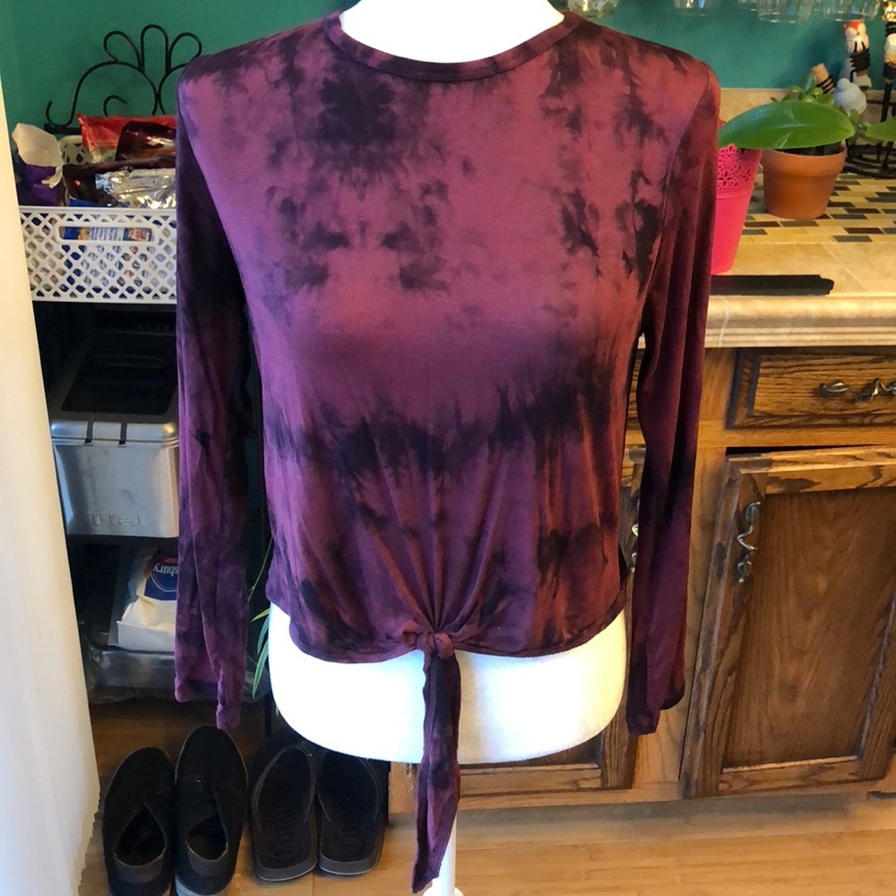 Ginger G long-sleeved tie-dye knotted top